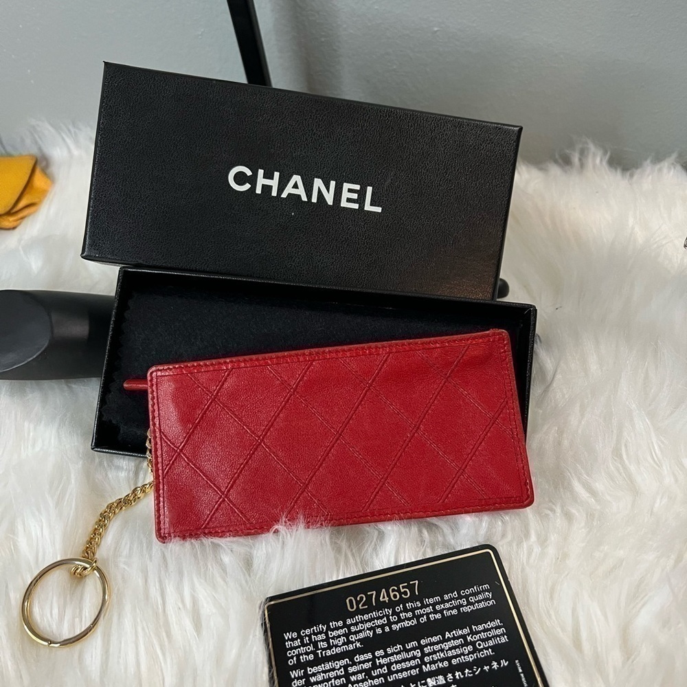 Chanel bicolore quilted matelasse lambskin purse key case - Picture 15 of 16